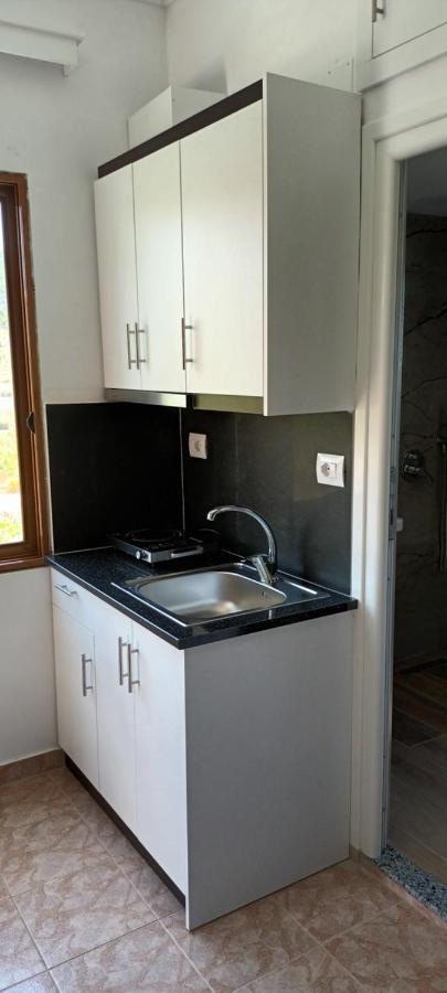 Apartments Resul Pushi Ksamil Exterior foto